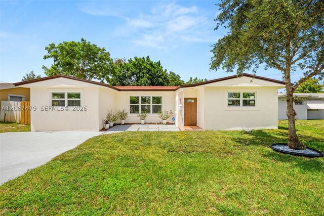2819 Cleveland St, Hollywood, FL 33020