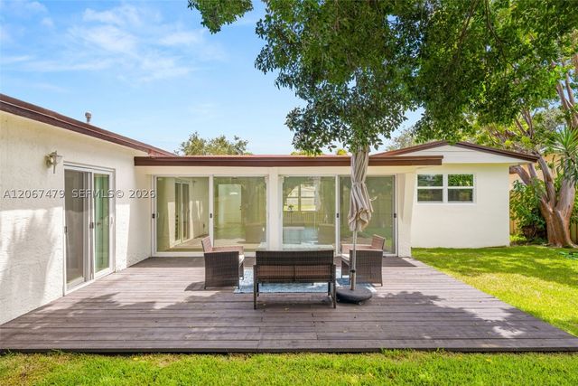2819 Cleveland St, Hollywood, FL 33020