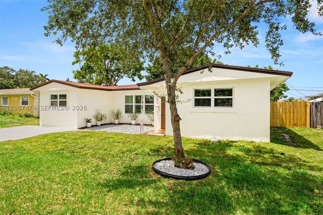2819 Cleveland St, Hollywood, FL 33020