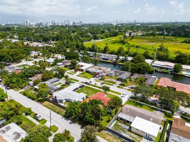 2819 Cleveland St, Hollywood, FL 33020