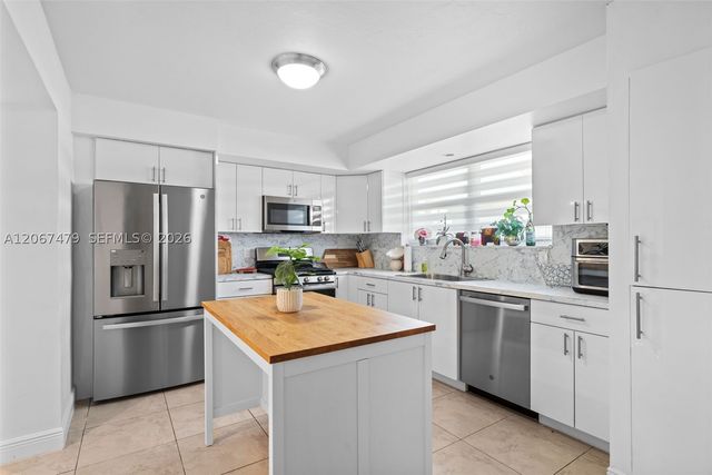 2819 Cleveland St, Hollywood, FL 33020