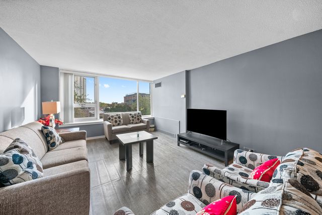 2728 N Hampden Court 605, Chicago, IL 60614