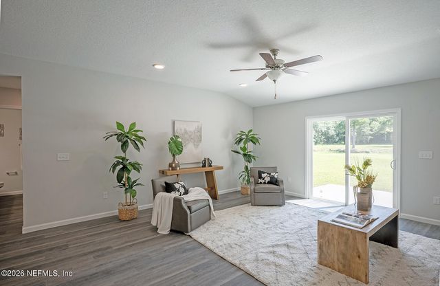 15680 BUTCH BAINE Drive, Jacksonville, FL 32218