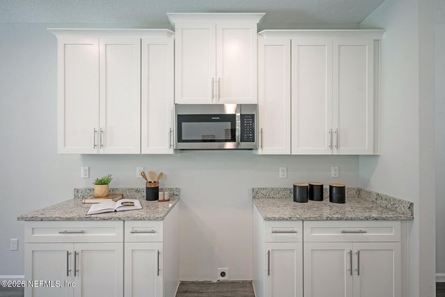 15680 BUTCH BAINE Drive, Jacksonville, FL 32218