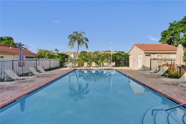 1256 NW 125th Ter, Sunrise, FL 33323