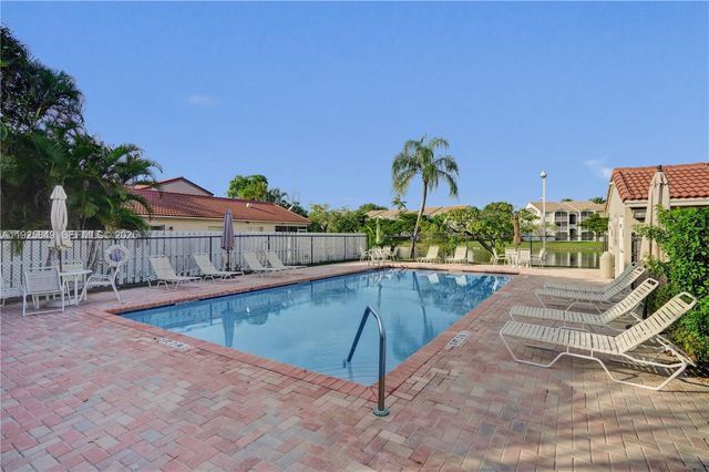 1256 NW 125th Ter, Sunrise, FL 33323