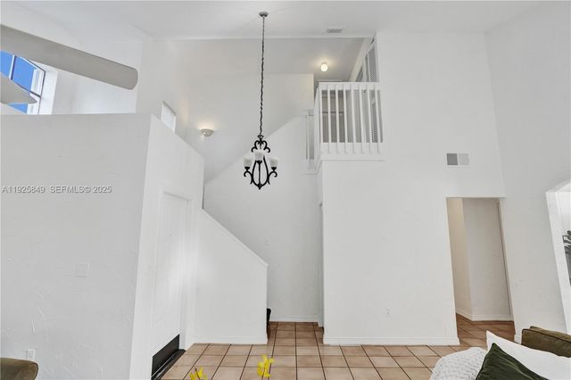 1256 NW 125th Ter, Sunrise, FL 33323