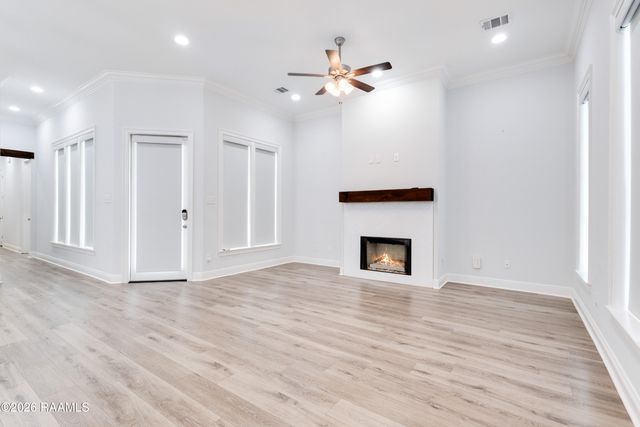 301 Keelingwood Lane, Lafayette, LA 70507