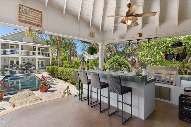 599 Sheraton Plaza Street, St Simons Island, GA 31522