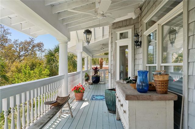 599 Sheraton Plaza Street, St Simons Island, GA 31522