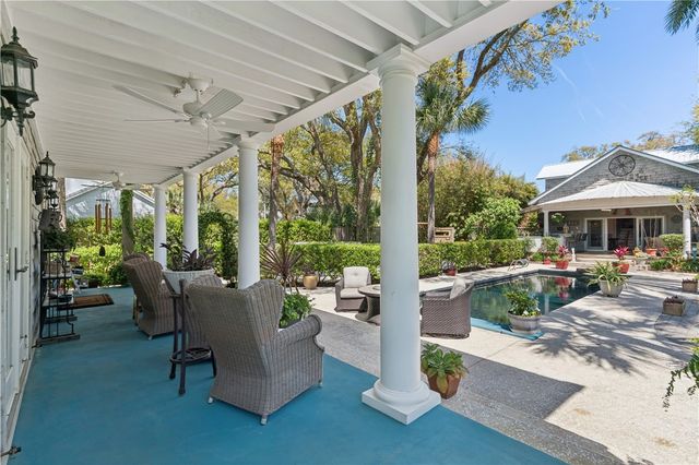 599 Sheraton Plaza Street, St Simons Island, GA 31522