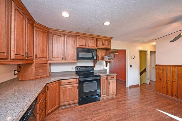 10480 Wintergreen Court, Sharonville, OH 45241