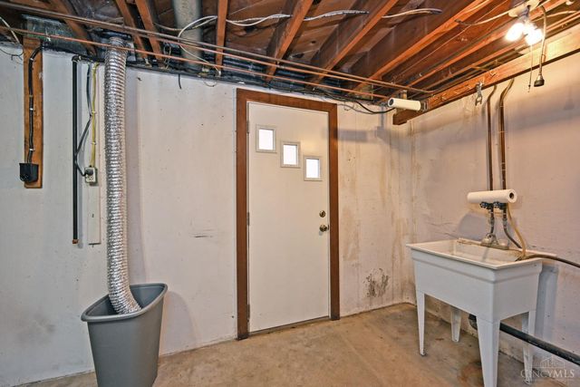 10480 Wintergreen Court, Sharonville, OH 45241