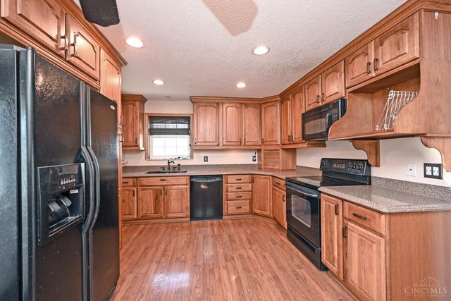 10480 Wintergreen Court, Sharonville, OH 45241