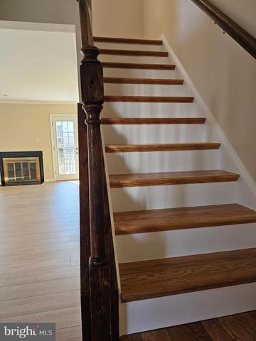 3629 BROCKENBROUGH DR, Dumfries, VA 22026