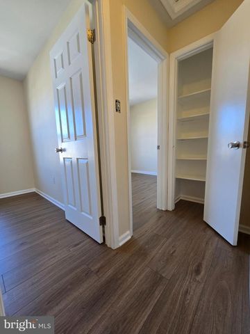 3629 BROCKENBROUGH DR, Dumfries, VA 22026