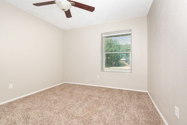 6908 Briardale Drive, North Richland Hills, TX 76182