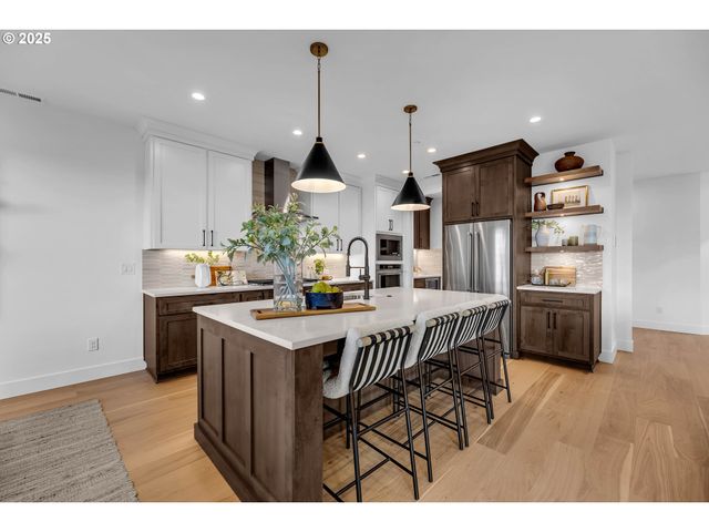 231 W KOA St, Washougal, WA 98671