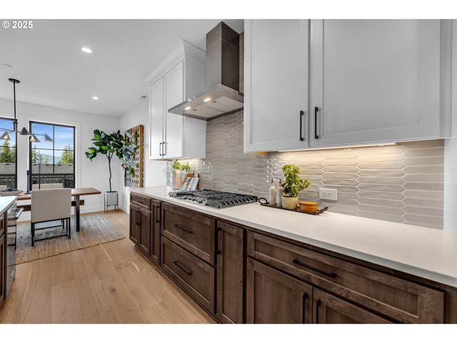 231 W KOA St, Washougal, WA 98671