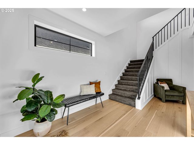 231 W KOA St, Washougal, WA 98671