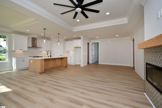 206 N Hamilton Street, Williamston, SC 29697