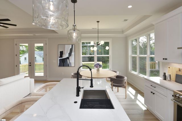 206 N Hamilton Street, Williamston, SC 29697