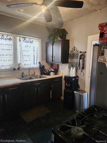 164 Farrand Park, Highland Park, MI 48203