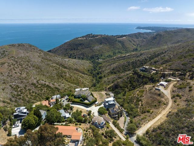3006 Sequit Drive, Malibu, CA 90265