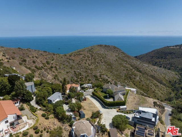 3006 Sequit Drive, Malibu, CA 90265