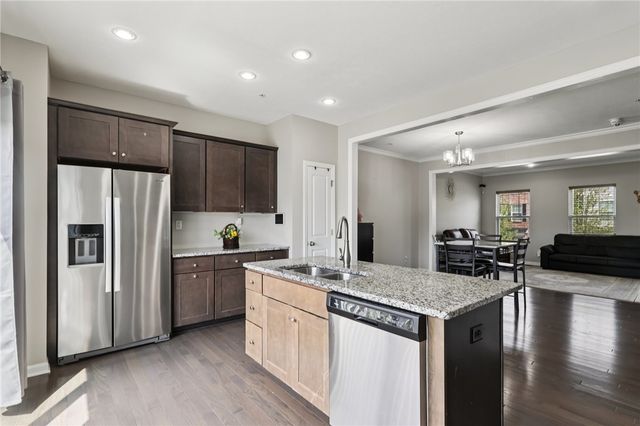 202 Faulk Dr, Marshall, PA 15086