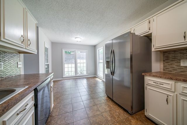 3306 Hummingbird Court, Phenix City, AL 36867