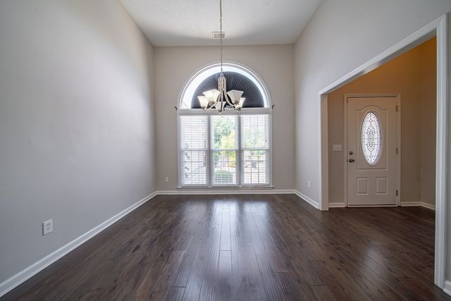 3306 Hummingbird Court, Phenix City, AL 36867