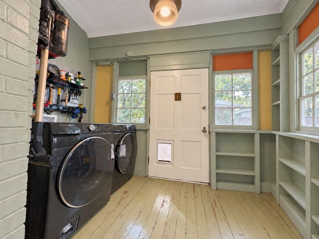 2221 Park Place Avenue, Fort Worth, TX 76110