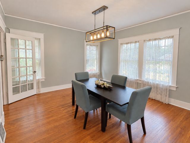 2221 Park Place Avenue, Fort Worth, TX 76110