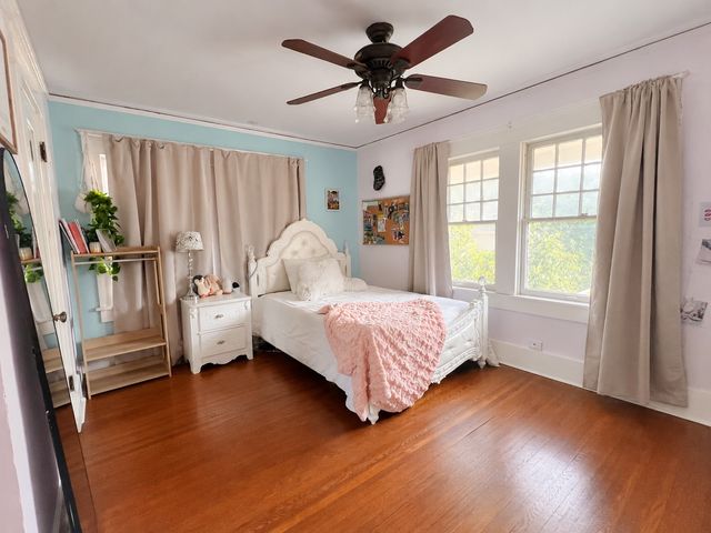 2221 Park Place Avenue, Fort Worth, TX 76110