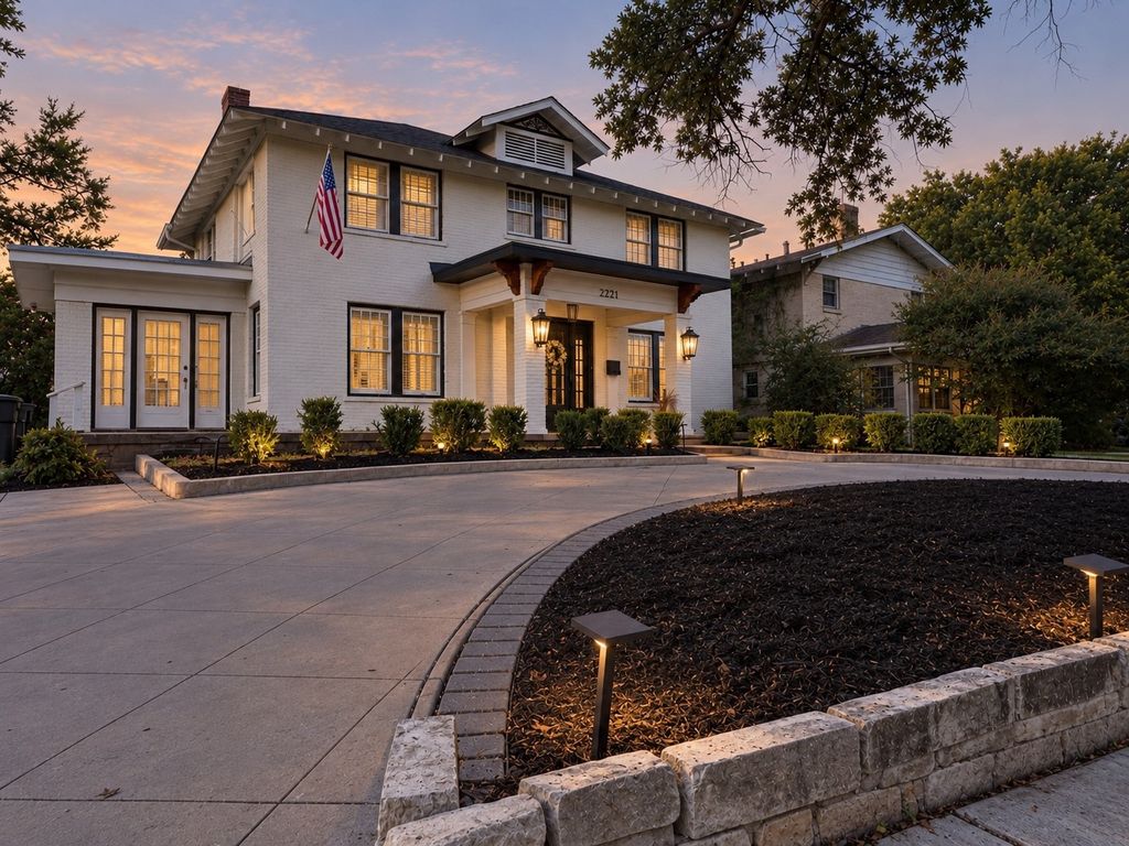 2221 Park Place Avenue, Fort Worth, TX 76110 — photo 2