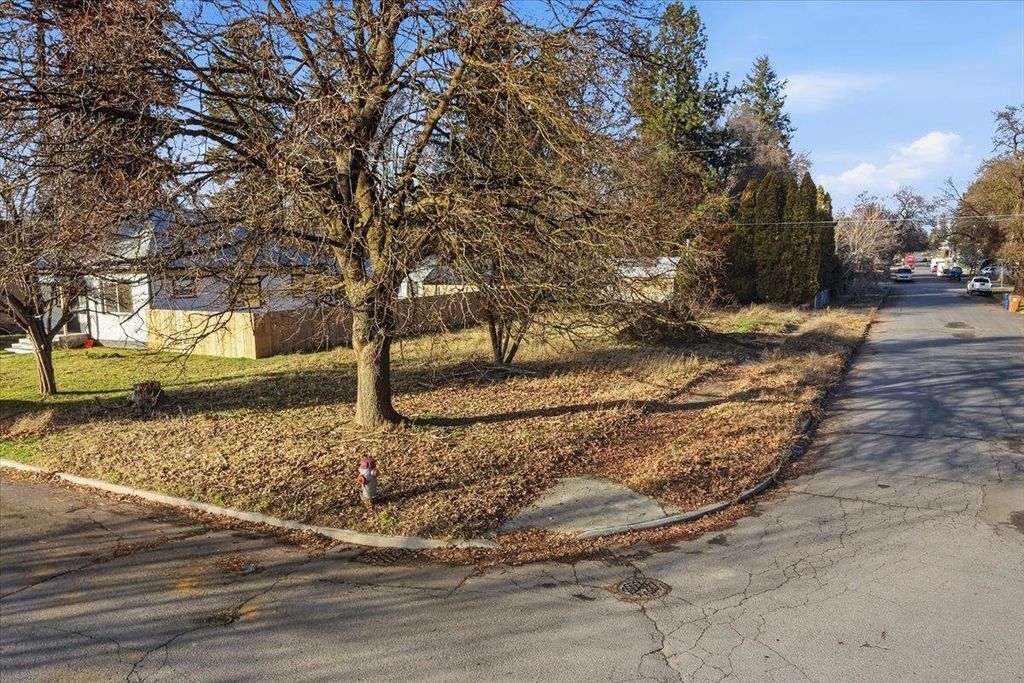 26XX E 7th Ave, Spokane, WA 99202