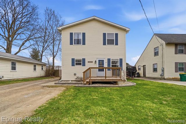 11605 Elmdale Road, Whitmore Lake, MI 48189