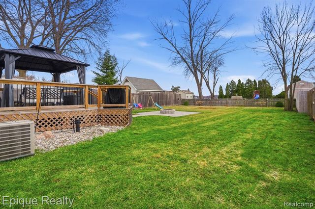 11605 Elmdale Road, Whitmore Lake, MI 48189