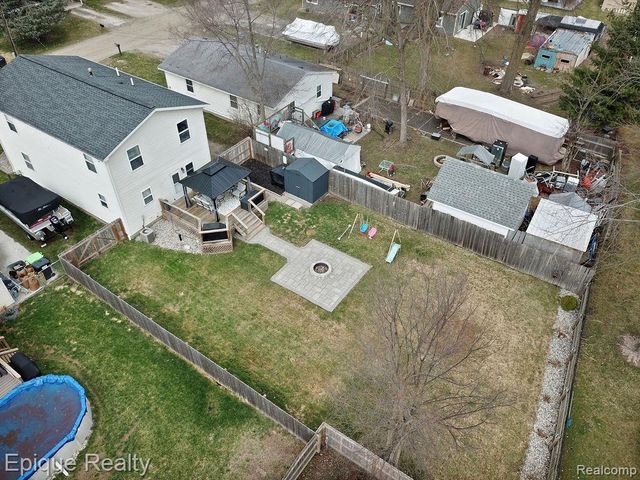 11605 Elmdale Road, Whitmore Lake, MI 48189