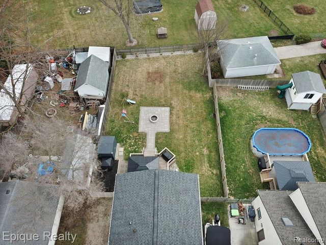 11605 Elmdale Road, Whitmore Lake, MI 48189