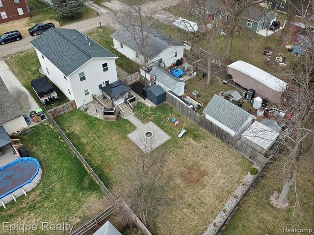 11605 Elmdale Road, Whitmore Lake, MI 48189