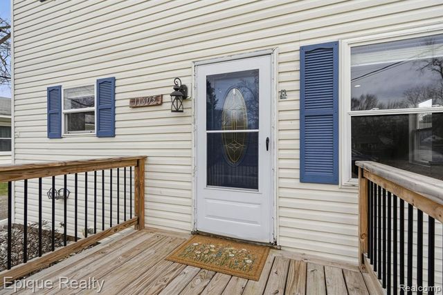 11605 Elmdale Road, Whitmore Lake, MI 48189