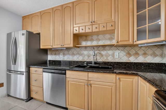 6671 Via Regina 6671, Boca Raton, FL 33433