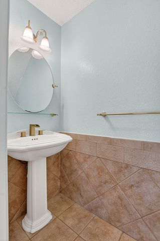 6671 Via Regina 6671, Boca Raton, FL 33433