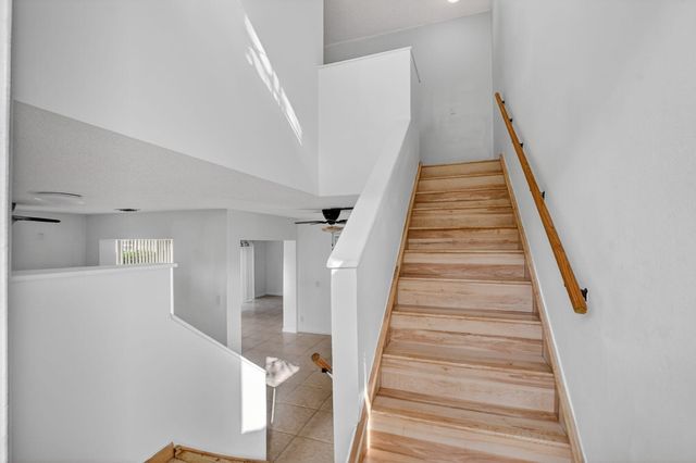 6671 Via Regina 6671, Boca Raton, FL 33433