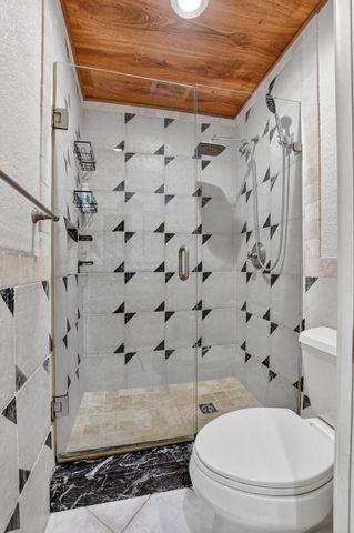 6671 Via Regina 6671, Boca Raton, FL 33433