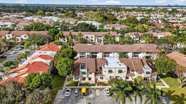 6671 Via Regina 6671, Boca Raton, FL 33433