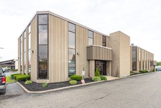 6428 Joliet Road 103, Countryside, IL 60525