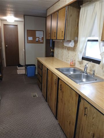 12 Seneca, Manchester, NY 14504